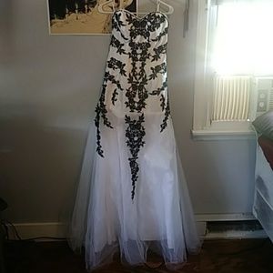 Mermaid Dress | Formal Gown | Lace | Wedding